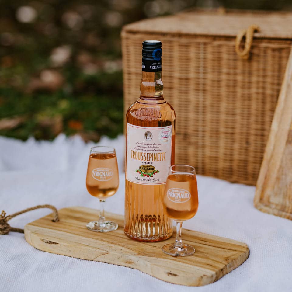 Trouspinette-fraisesdesbois-Vrignaud-Distillerie-apéritif-03