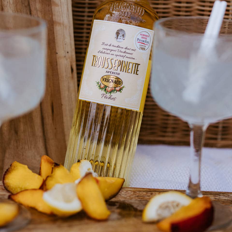 Trouspinettes-pêches-Vrignaud-Distillerie-apéritif-01