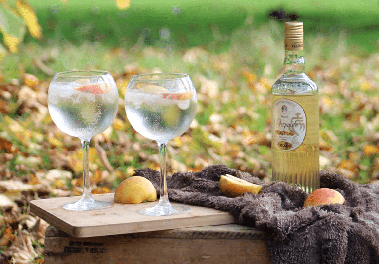 mise en scène de la trousspinette originale et du cocktail